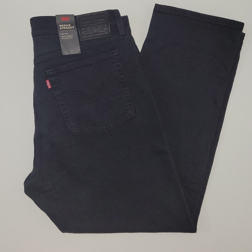 Levi's Premium Women's Size 14 Black Wedgie Straight Fit Jeans!